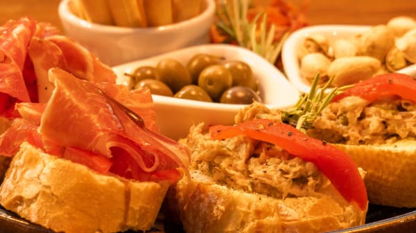 De Hoedt en de Rand in Arnhem - Restaurant Reviews, Menu and Prices