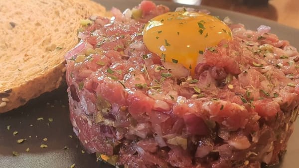 Steak tartar - La Hípica Restaurante, El Grao de Castellón