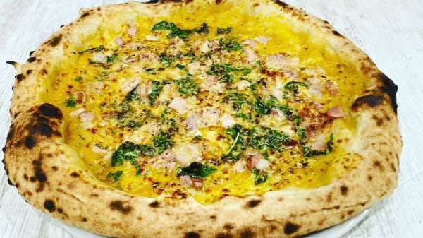 Carminucci0 2.0 - Fatte 'na pizza, Salerno