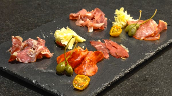 plat - Black & Wine, Strasbourg