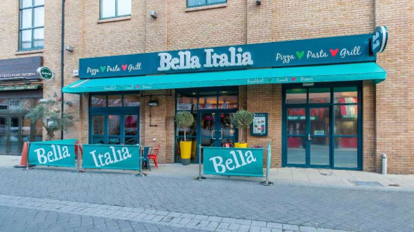 Chat with bella italia