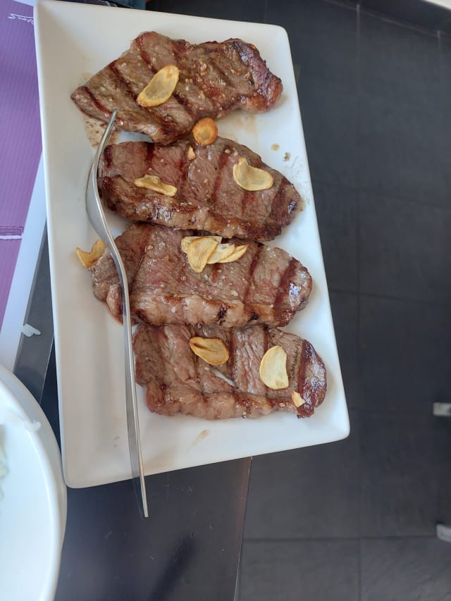 Picanha D' Alho - Restaurante BRASILIS