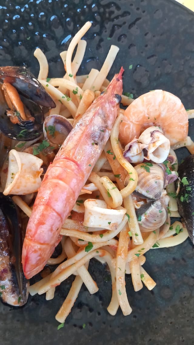 Scialatielli ai Frutti di Mare min per 2 - Osteria Pizzeria Maccaja