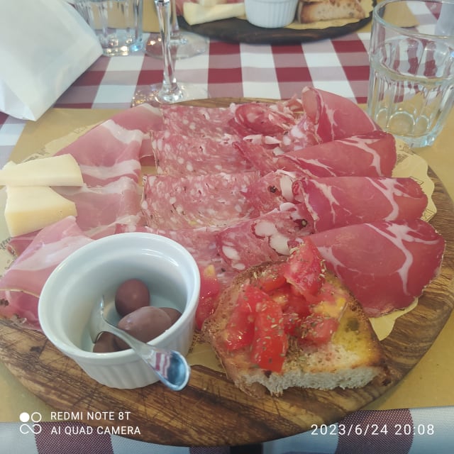 Tagliere di salumi toscani - Old Charlie, Lucca