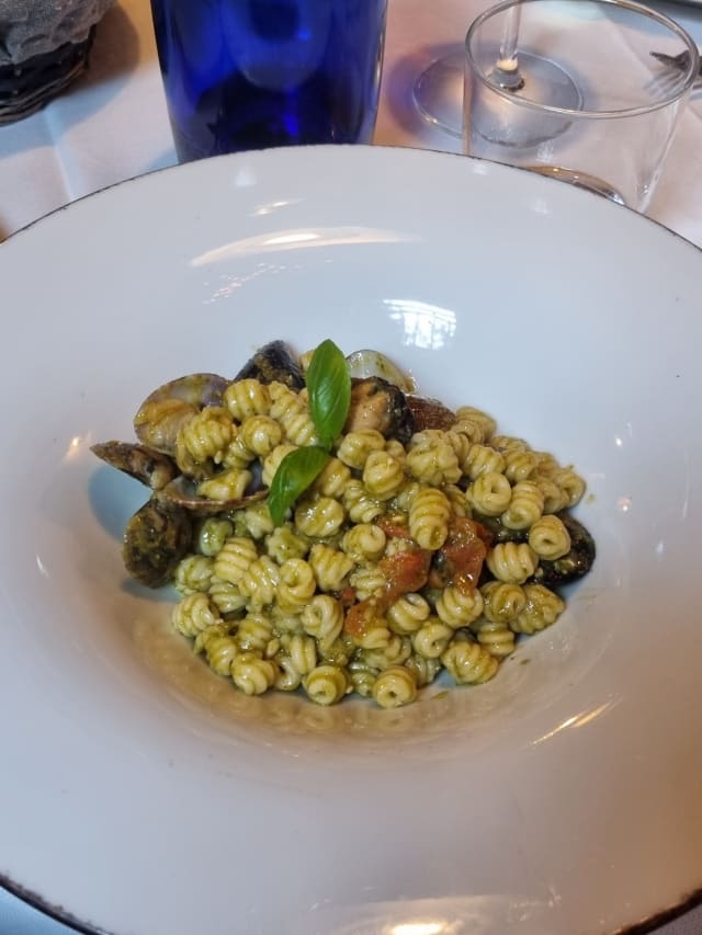 Ciccioneddas con pesto de mar  - Sa Piola Restaurant