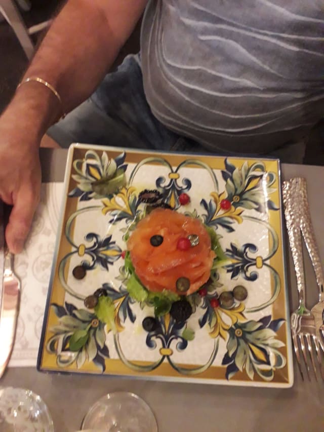 SALMONE MARINATO - Ristorante Epoche