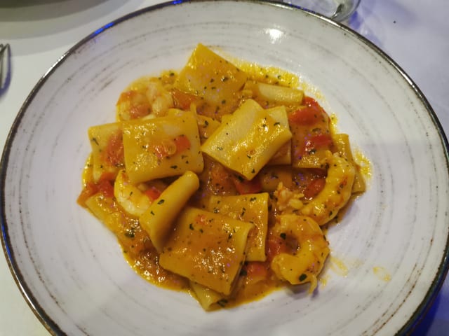 Paccheri con Gambero Rosso - A Paciota Bistrot di Pesce , Messina