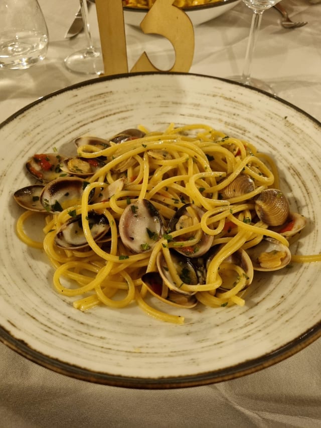 Spaghetti alle Vongole - A Paciota Bistrot di Pesce 