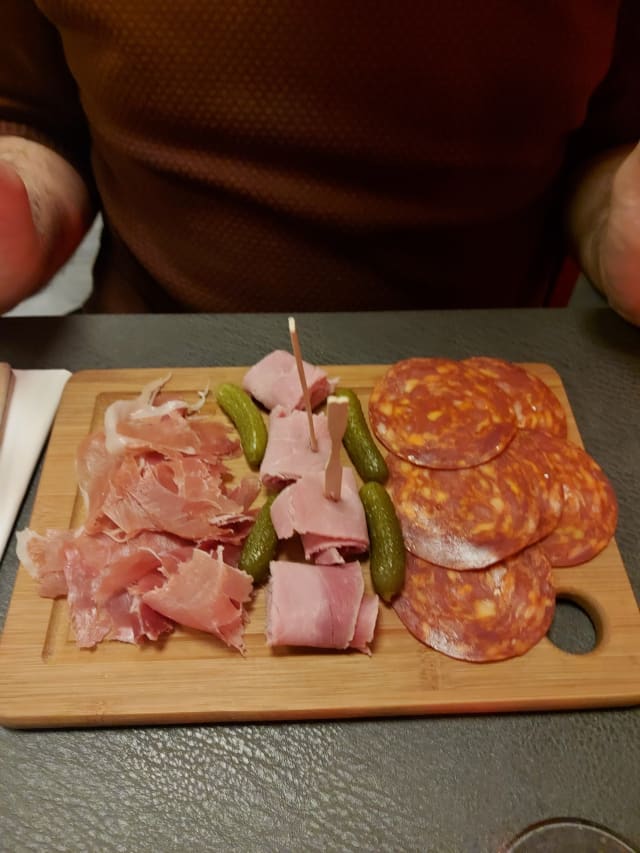 Assiette Charcuterie - CITEAUX SPHERE Disquaire-Restaurant