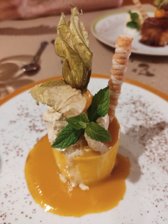 Tarta de queso y mango - El Charro Negro, Torrevieja