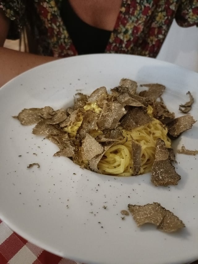 Tajarin fatti in casa col Tartufo - Trattoria Centrostorico