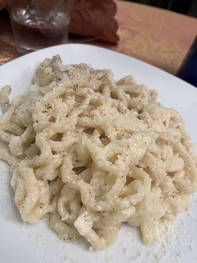 pici cacio e pepe - Ristorante Nonna Rosa a Chiusi