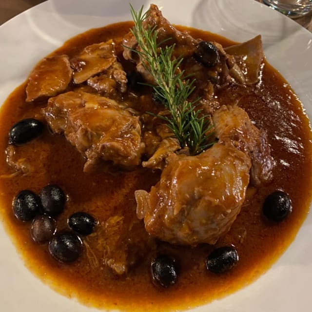 Pollo al erbette ,olive toscane  - AGRIO'