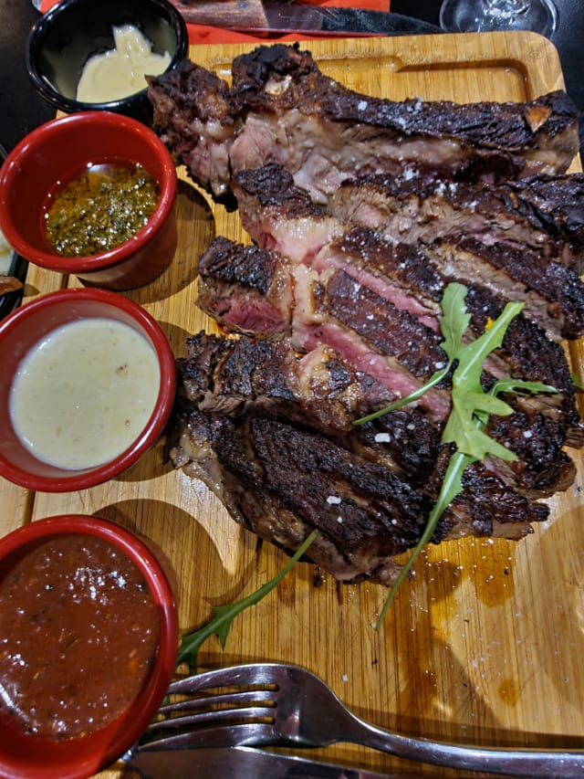 Côte de bœuf séléction du chef (1kg avec os (pour 2) - Le Beef Marais - Steakhouse Viandes Maturées, Paris