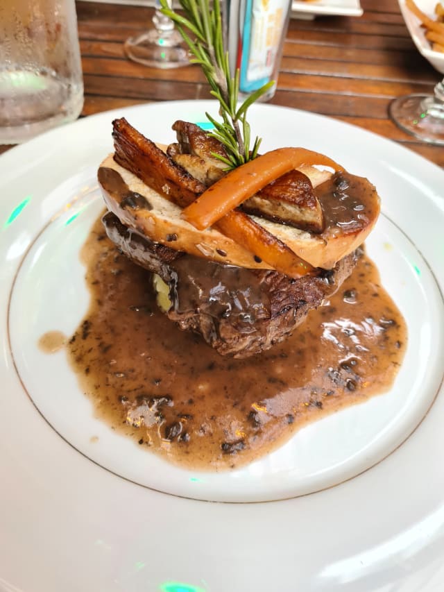 Restaurant DiP restaurant à Fréjus Menu, avis, prix et réservation