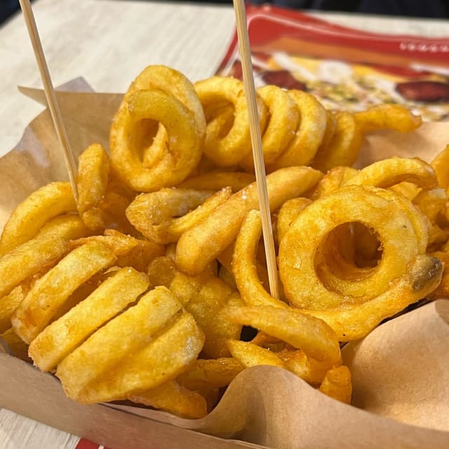 Patate Twister e Paprica - Il Grotto, Naples