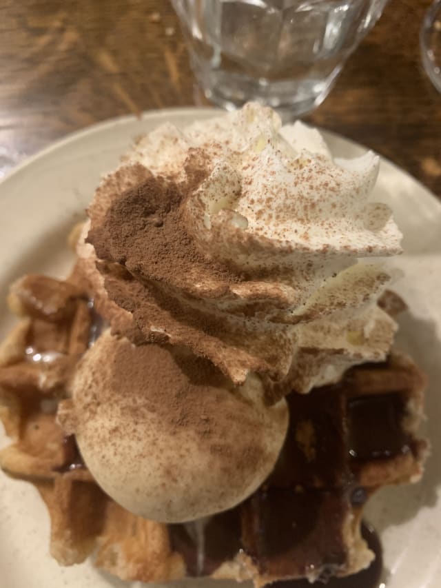 Gaufre liégeoise - Le Bistrot Lillois