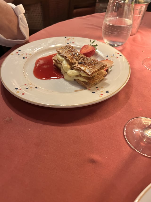 Le véritable millefeuille à la vanille bourbon - La Couronne, Rouen