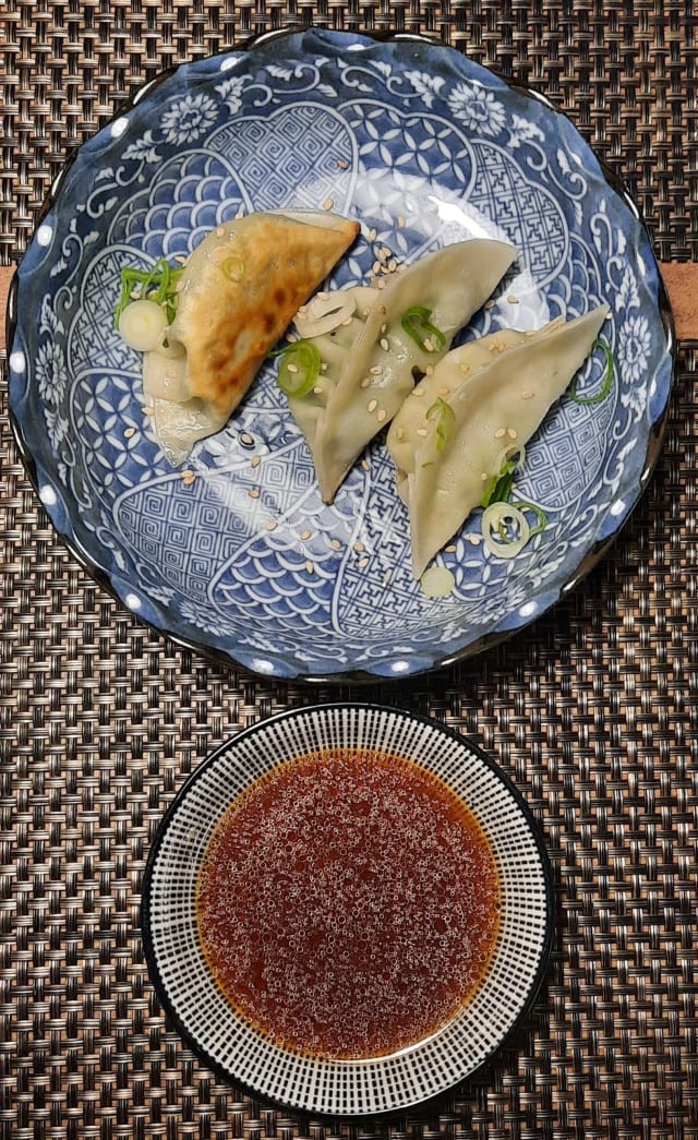 Gyozas de legumes - Tonkotsu Rámen by Go Juu, Lisbon