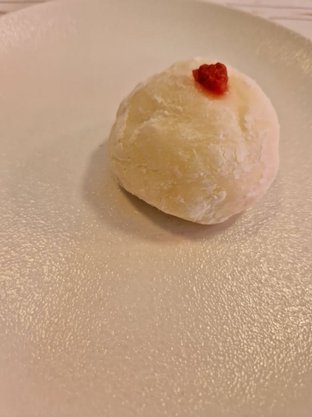 Mochi de cheesecake con frambuesa - Asian Ways (paralelo), Barcelona