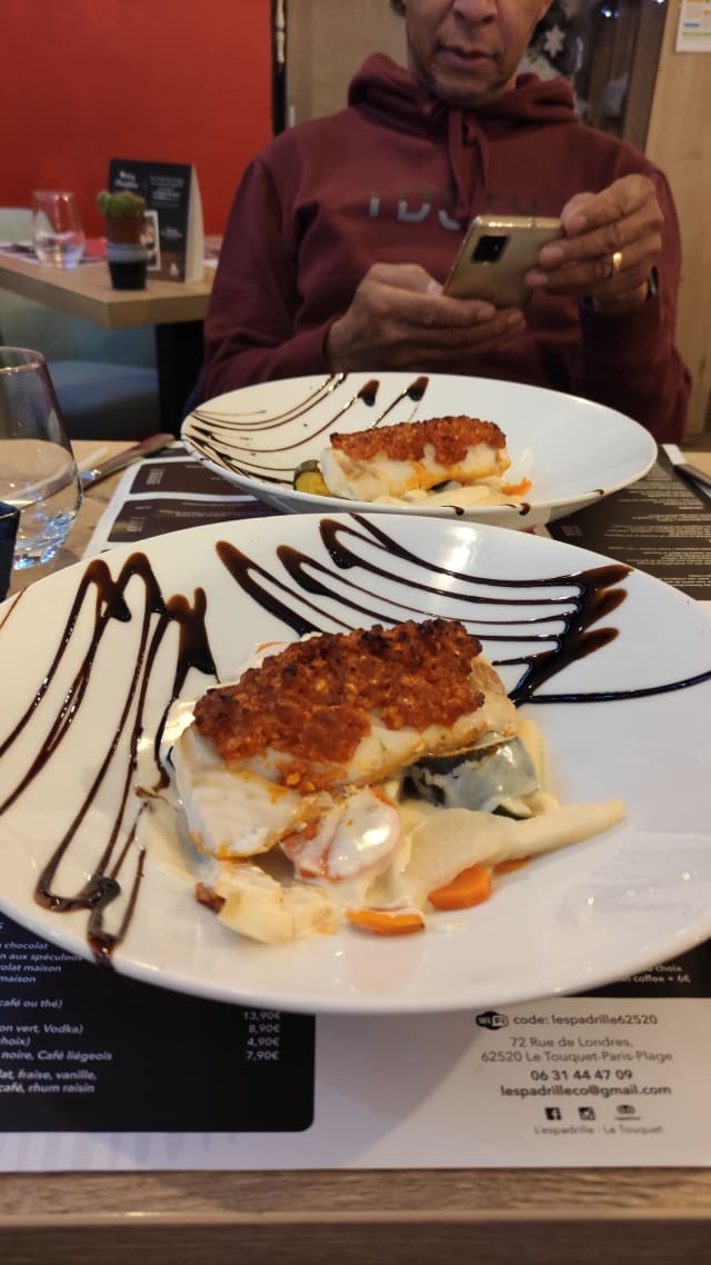 Dos de cabillaud au croquant de chorizo et ses légumes croquants - L'Espadrille, Le Touquet-Paris-Plage