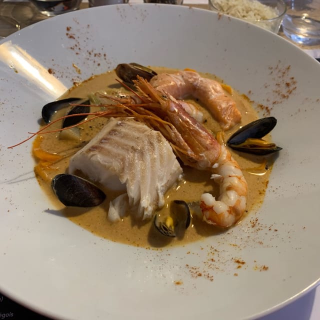 Coquilles de poisson au fond de langoustine - L'Espadrille, Le Touquet-Paris-Plage