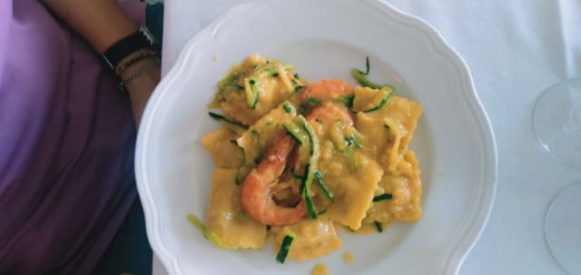 Ravioli fuori di zucchina e gamberi - Il Ghiottone