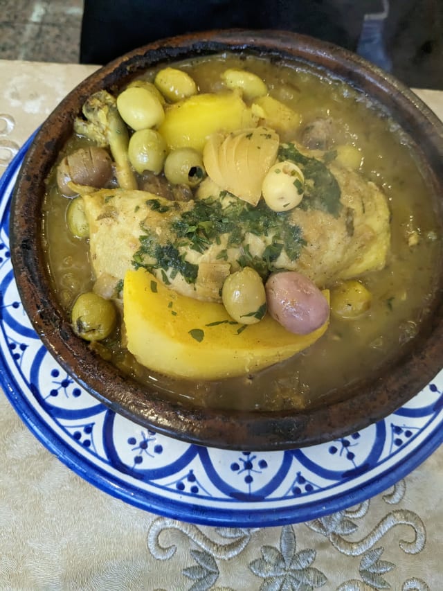 Tajine Poulet Fermiers - L’Atlas, Vitry-sur-Seine