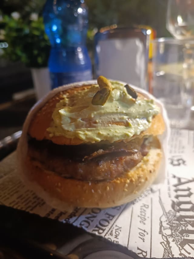 Sicily Pistacchio Burger - Arcadia