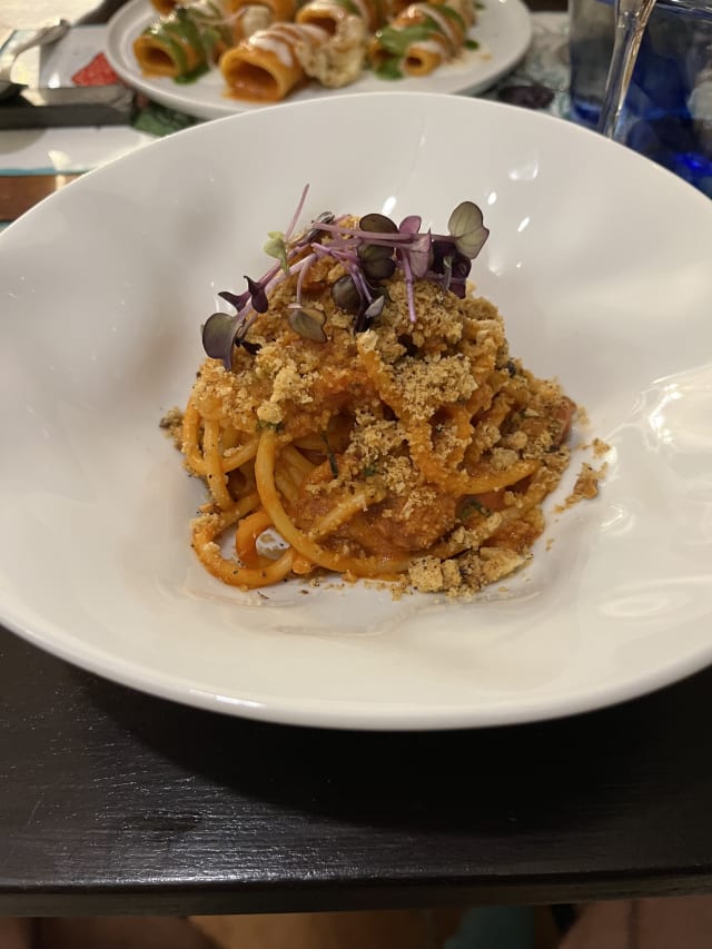 Spaghettoni ragù di polpo - Kantharos, Forio