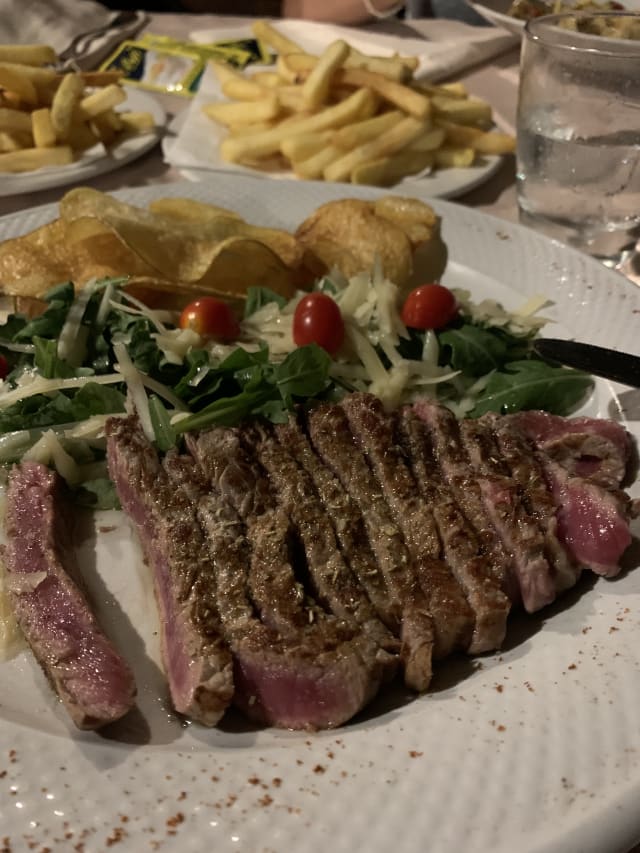 Tagliata di scottona - Le Casine sull'Asso Trattoria