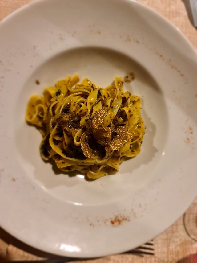 Tagliatelle al ragù di cinghiale - Le Casine sull'Asso Trattoria