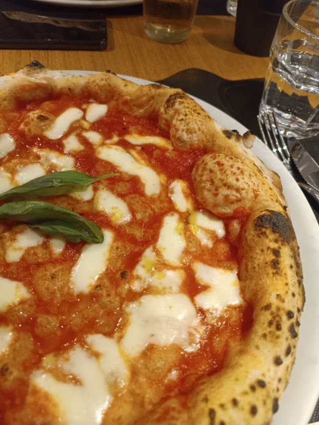 Margherita  - Bell' e Buono, Rome