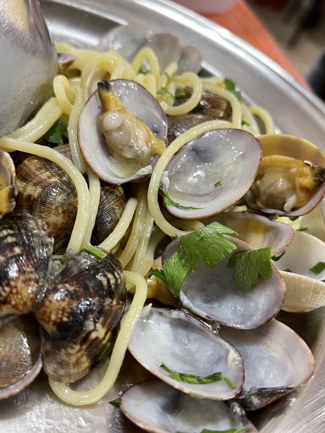 Spaghetti alle vongole  - Da Giannino