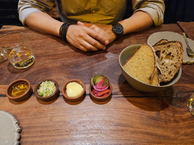 O Nosso Serviço de Pão e Broa em Forno a Lenha - FOGO by Alexandre Silva, Lisbon