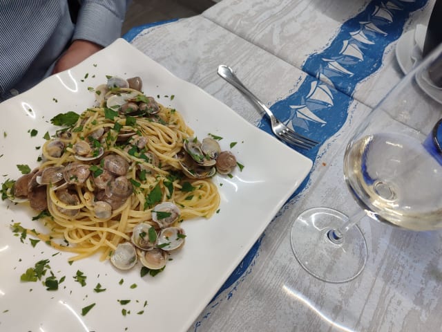 Spaghetti alle vongole Veraci - Cantine Marea, Rome