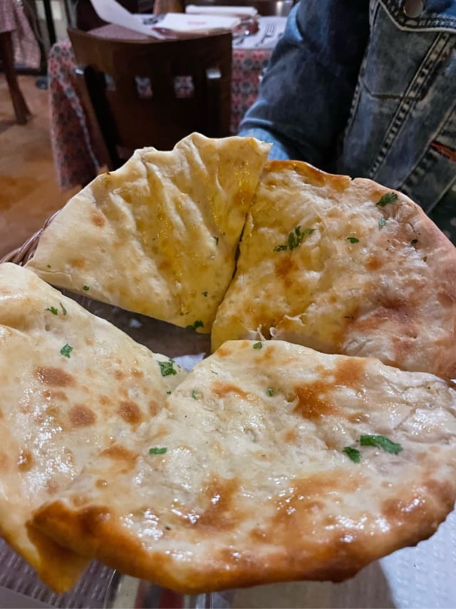 Lasun Roti - Himchuli, Lisbon