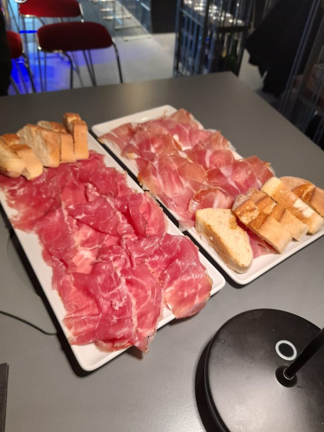 Prosciutto di black angus affumicato - Madame Blanc Verona, Verona