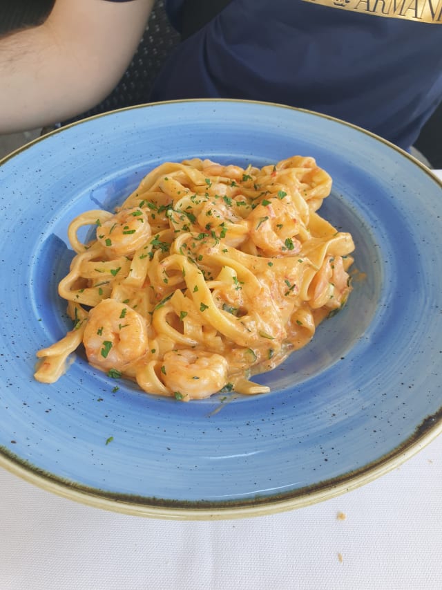 Tagliatelle  all’uovo con gamberi e zucchine - 8tto Granchi, Desenzano Del Garda