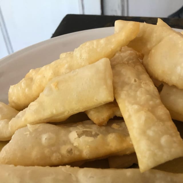 Crescentine con affettati e formaggi - La Badia