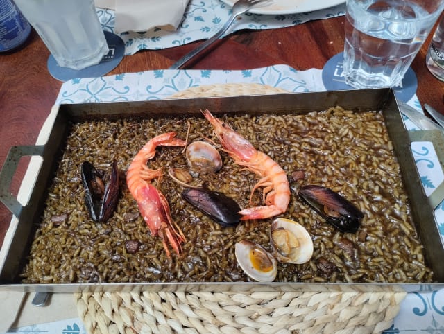 Arroz con sepia, almejas y cigalas - La Taberna del Áncora, Salou