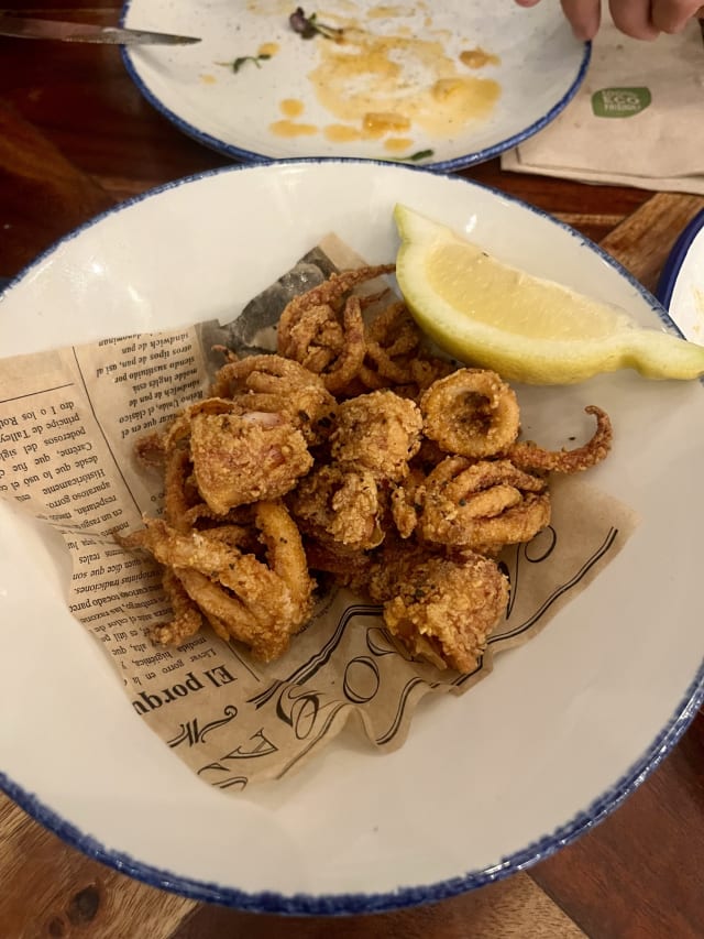 Chipirones a la andaluza - La Taberna del Áncora, Salou