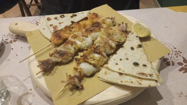 Spiedini di gamberi e calamari - Cà Rundèl