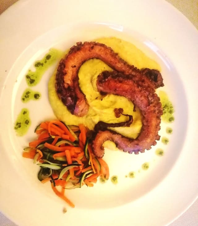 Tentacolo di piovra con cremoso alla curcuma & verdurine - Ristorante dal Re, Milan