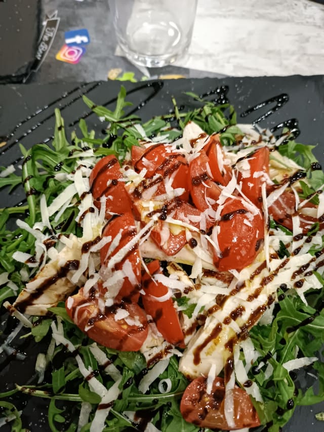 Tagliata di petto di pollo - ﻿Burger Stellato