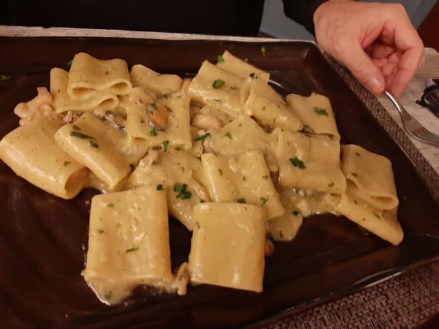 Paccheri alla carbonara di mare - L'Ancora Trattoria dal 1880, Monzambano