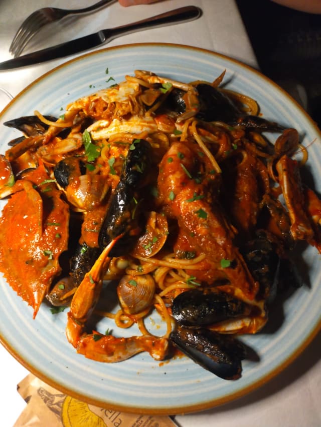 Spaghetti allo scoglio - L'Ancora Trattoria dal 1880, Monzambano