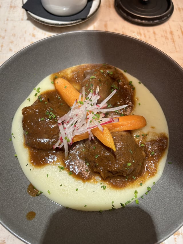 Pork Cheeks with Smoked Mashed Potatoes - Bastardo, Lisbon