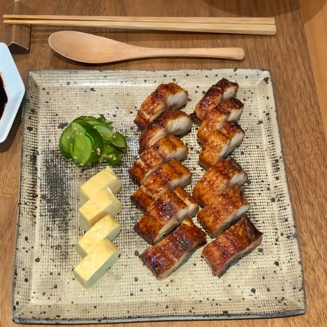 Anguille grillée Façon “Kabayaki” et Omelette japonaise - Enyaa, Paris