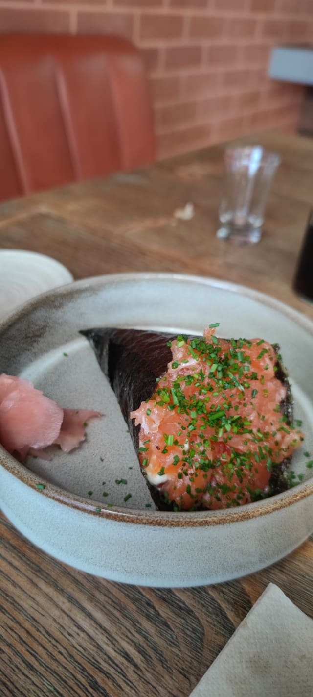 Salmão  - IZANAGI SushiCafé, Lisbon